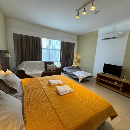 Apartamento Six Palmela Village *
